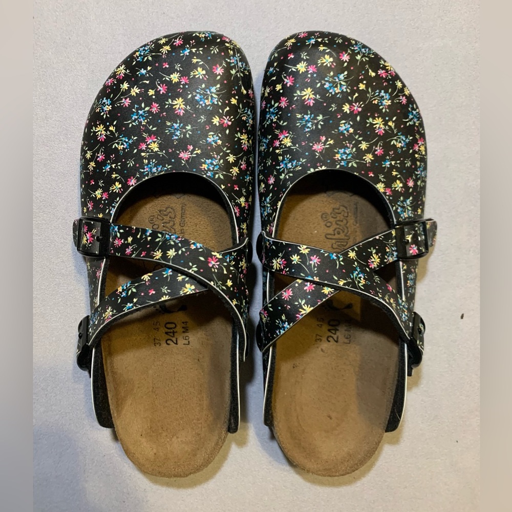Birkenstocks Birki’s women size 6 size 37